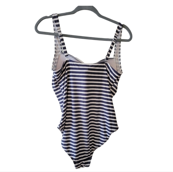 Nip Tuck Blue and White Striped Swimsuit Size 12 - Picture 4 of 5